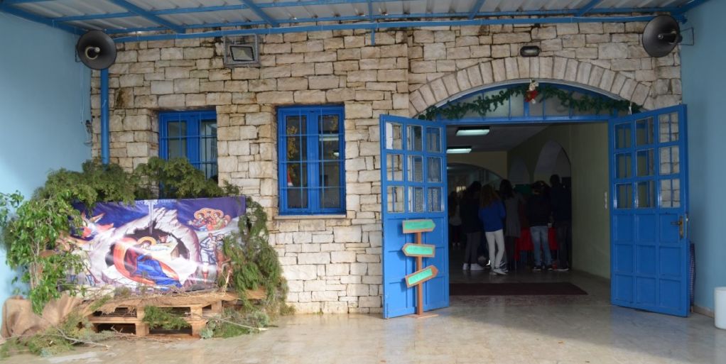 Σε εξέλιξη η Χριστουγεννιάτικη γιορτή στα σχολεία Νυδριού