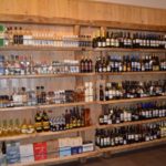 Εγκαινιάστηκε «Η Φιλοσοφία του αλκοόλ» στη Λευκάδα