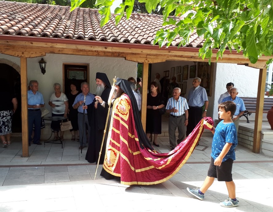 Συλλείτουργο στην Φανερωμένη με Μολδαβούς ιερωμένους
