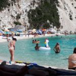 Αγιοφίλι: Η εκπληκτική λευκή παραλία της Ν. Λευκάδας