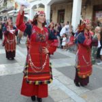 Η παρέλαση των Λευκαδίτικων χορευτικών του Φεστιβάλ