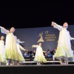 Τα χορευτικά Σερβίας & Ρωσίας (Γιακουτίας) την Πέμπτη