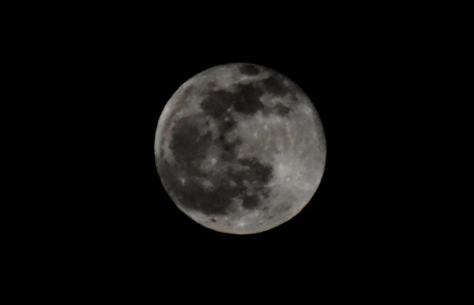 Ψυχρή πανσέληνος: Τελευταίο λαμπερό φεγγάρι του 2020