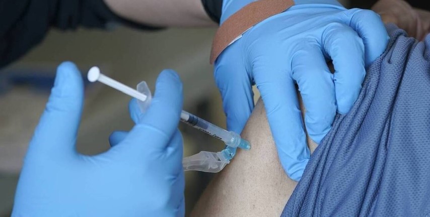 Εμβολιασμοί: Ανοίγουν τα ραντεβού για 3 νέες ηλικιακές ομάδες