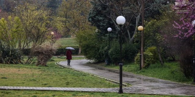 Έρχεται ψυχρή εισβολή από την Ευρώπη με βροχές και κρύο