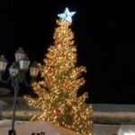 Φωταγωγήθηκε το Χριστουγεννιάτικο Δένδρο στην Κεντρική Πλατεία